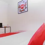 Capital O 854 Ub Caisar Hotel