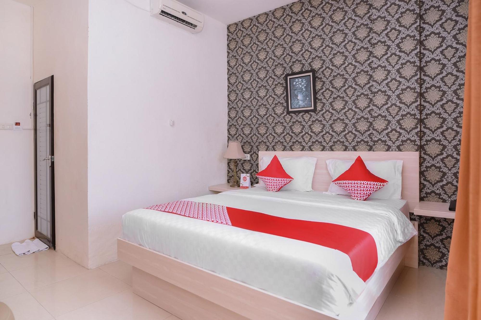 Hotel Capital O 854 Ub Caisar 2*