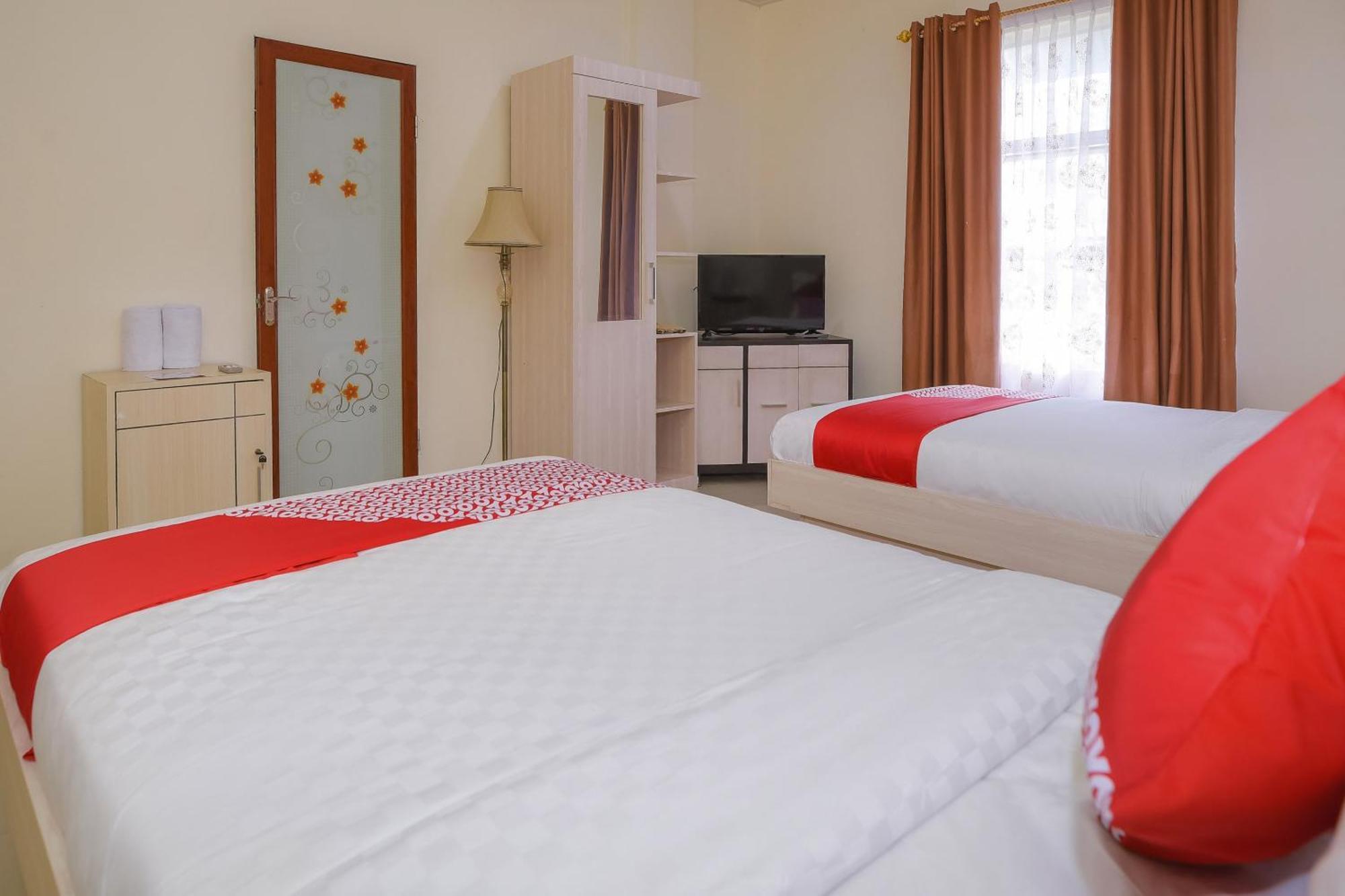Hotel Capital O 854 Ub Caisar 2*